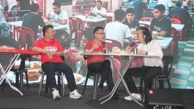 冯晋哲：移师里卡士承担责任　向选民道歉盼重建信任