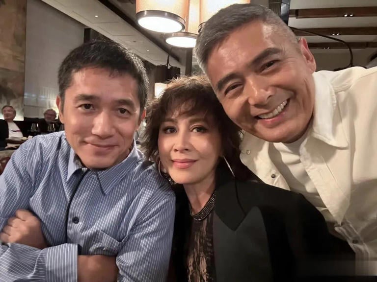 4大天王不接突然来电 刘嘉玲曝须短讯预约