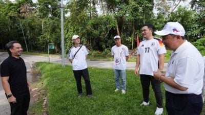 谭永福巡视The Peak公寓  了解居民反映问题