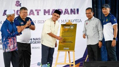 边管局领养村庄学校  110万发展摩罗带柏沙