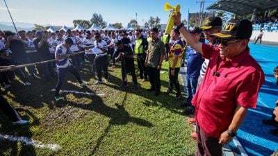 防长：竞选期间  安全议题不可政治化