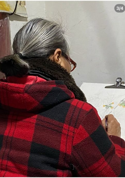 70岁农妇入围写作大赛 “人生什么时候开始都不晚”