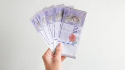 蔡兆源│财案惠及M40？