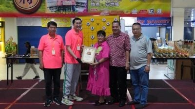 罗美群：融合智慧艺术 下棋学会面对挑战