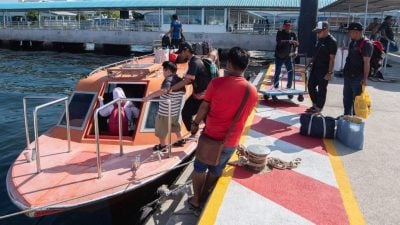 孟奴卜纳闽快艇票涨价 内贸部展开调查