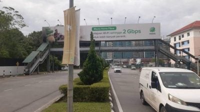 道路使用者小心  砂中央医院旁天桥拆除