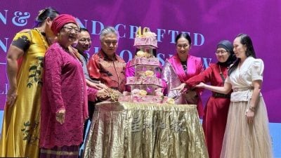 共探天然纤维文化工艺 逾20国学者设计师齐聚砂