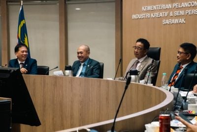 37赛项分四处竞技 . 砂 隆 柔 槟撑起东运会