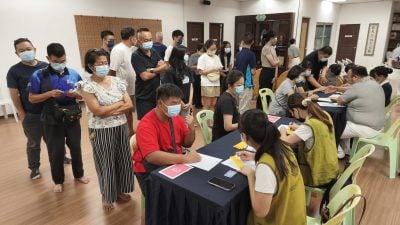 慈济统筹 发马赞助 . 530人接种流感疫苗