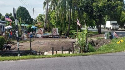 市局警告奏效 . 垃圾屋 恢复干净