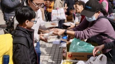 Good Samaritans rush to aid victims of Hong Kong residential block fire