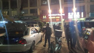 视频| 疑遭人寻仇 印籍男居所楼梯间遇害