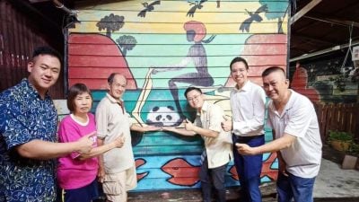 姓周桥《骑威士霸女生》壁画 王宇航助提出申请