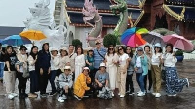 【视频】合艾大水灾| 20人大水中断电断讯  家属急盼：电话一度打不通