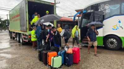 视频|大马义消队组成救援队伍 成功救出首批41大马游客