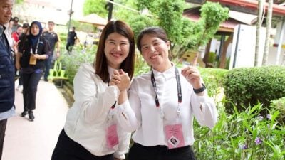 沙巴州选滚动  |  黄诗怡去错投票中心 中学小学搞混了