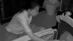 多次对7个月大婴儿动粗 监视器揭女佣恶行 女雇主怒报警