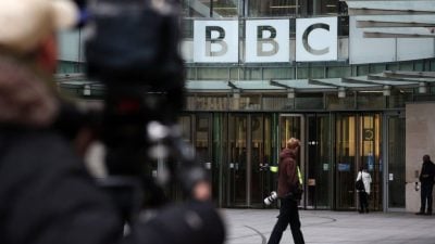 特朗普巨额索赔诉讼  BBC: 毫无依据 将坚决应诉