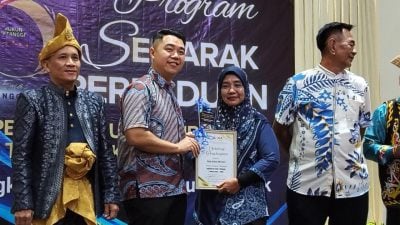 张庆信:支撑我国稳健发展纽带 . 睦邻计划社区和谐基石