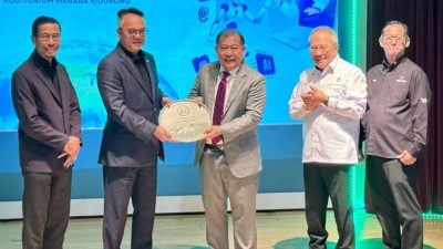 鲁斯兰：打造更智慧绿色竞争力港口 .  “民海港数码日”历史里程碑