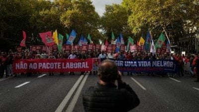 葡萄牙爆发大规模示威 反对政府劳动法改革