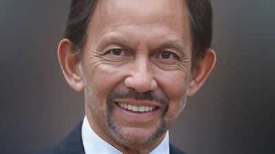 将会晤总统总理．苏丹18日首访匈牙利