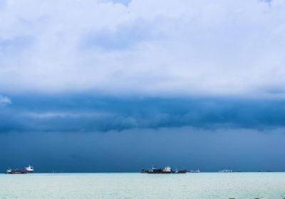 下午晚间偶尔豪雨雷阵雨 . 活跃天气至23日