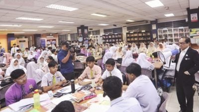 已安置259水灾区学生  SPM逾41.3万考生 今开卷应考