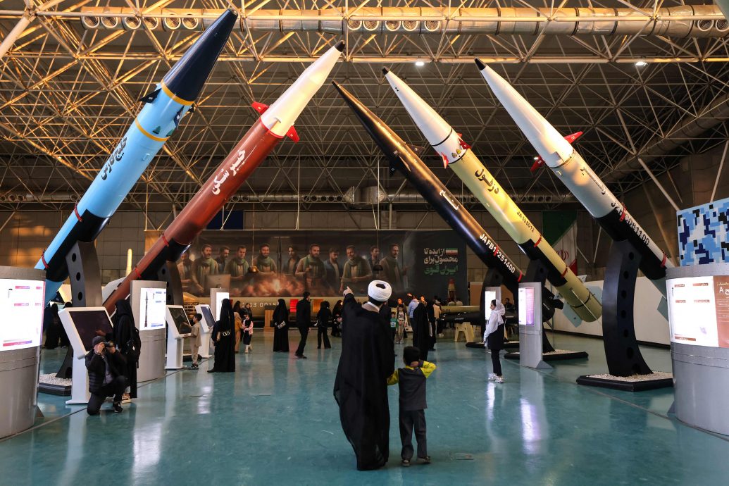 CNN揭中国暗助伊朗“重建导弹库”　美议员：特朗普该出手了