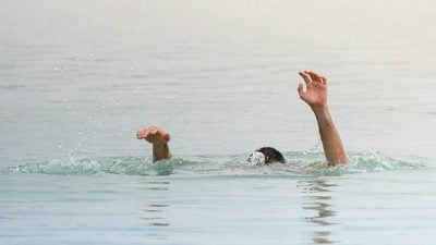 参加学校游泳活动溺水  11岁特殊生抢救2天不治