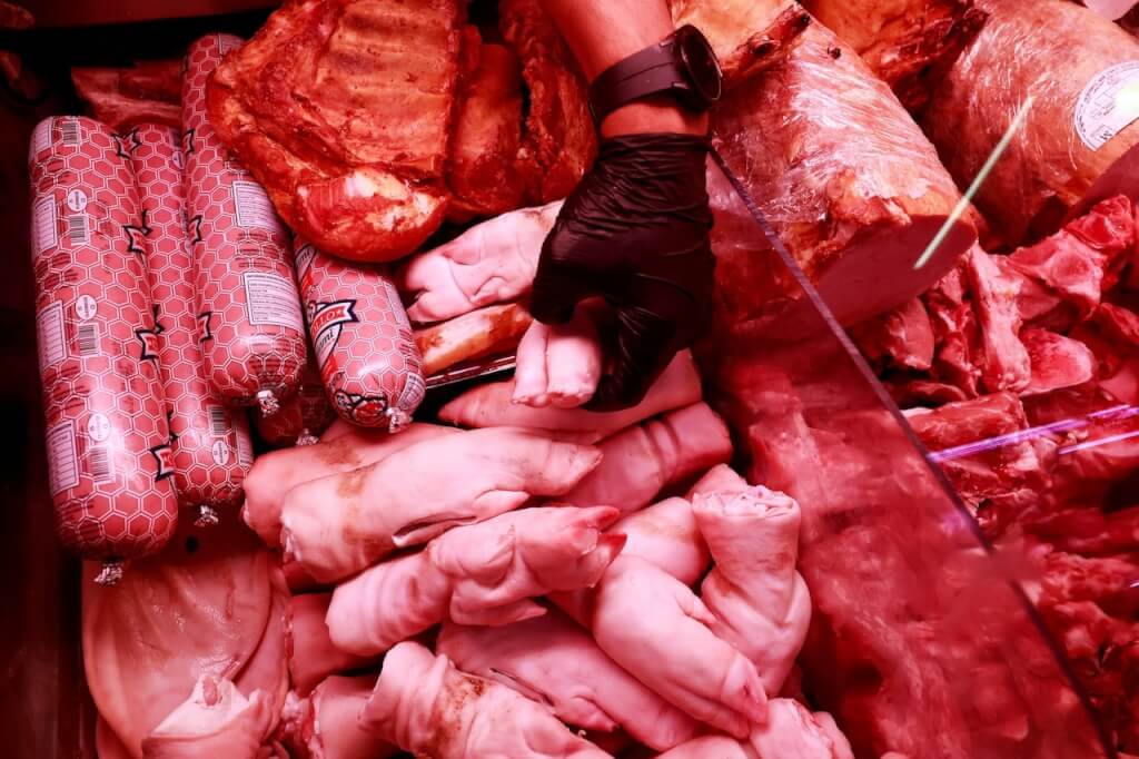 西班牙爆非洲猪瘟疫情 对中国猪肉出口全面喊停