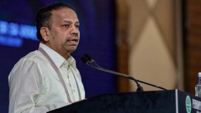 “国大党国阵非仇人”  威尼斯瓦兰: 随时准备与国阵领导层会面