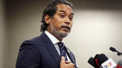 “我没离开，是你们赶我走的！” 凯里吁给时间回应重返巫统传闻