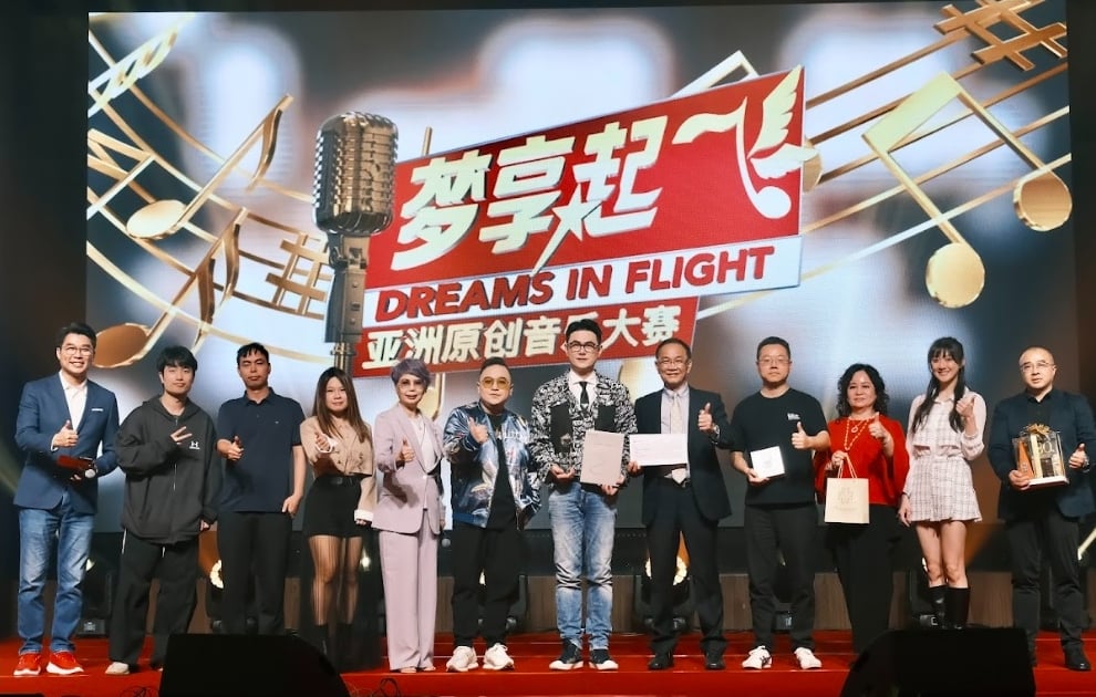 《梦享起飞》亚洲原创音乐大赛 中国王睿夺冠