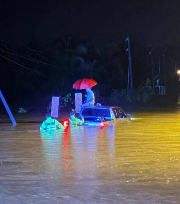 【独家】曼绒水灾|警:成功救出受困灾民 没接死亡或失踪投报