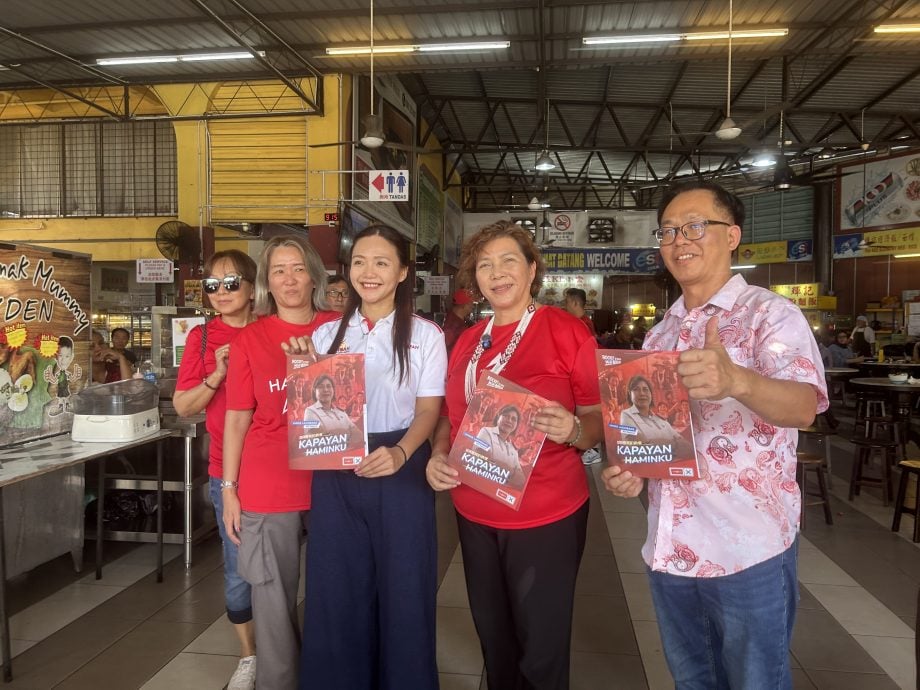 不畏惧12对手围攻   珍妮吁选民支持她再连任