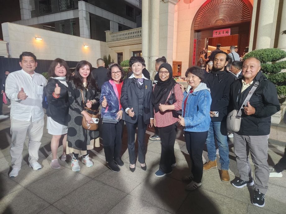 世界林氏总商会新一届领导班子正式就职