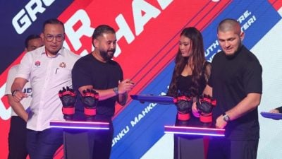 东南亚首座 柔王储动土   依城建哈比布运动馆