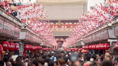 中日关系现波澜 两国多个直航线取消未影响我国