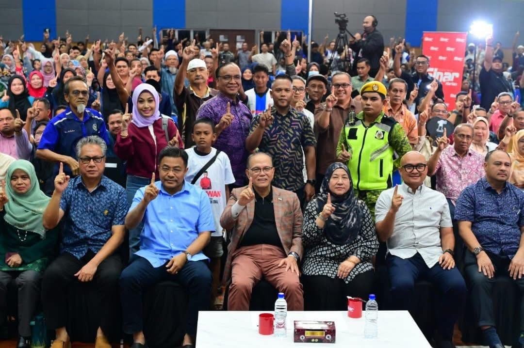 东（已签发）：彭州务大臣与市民会面