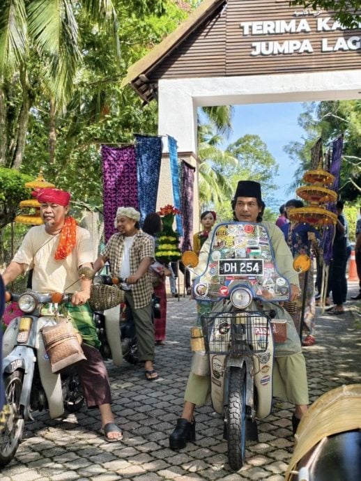 东（已签发）：登嘉楼文化乡村嘉年华料吸引2万人参与