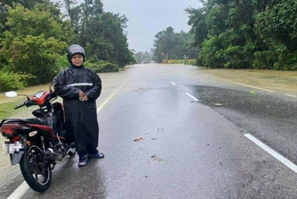 东（已签）哥打峇鲁低洼地区水灾、道路积水
