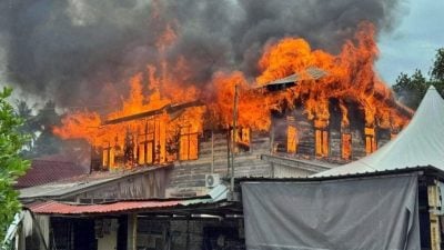 伊斯兰幼儿园今早突发大火 学生及教职员均安全撤离