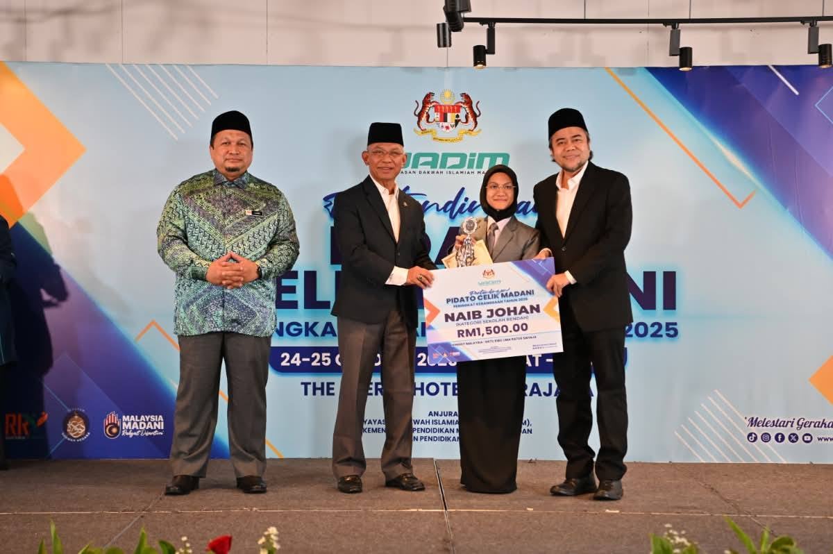 东:全国小学议会式国语辩论赛彭亨首次夺冠