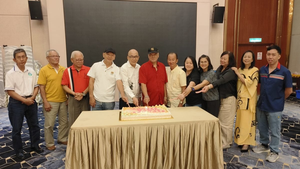 东:劳勿都赖路花园居民联合会二十七周年会庆晚宴