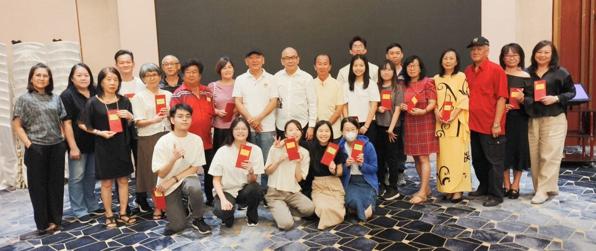 东:劳勿都赖路花园居民联合会二十七周年会庆晚宴