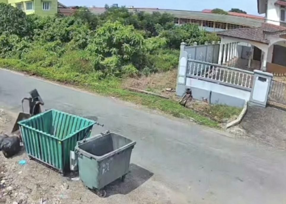 东:哥打峇鲁市议会在其官方脸书分享了一段闭路电视录像而引起了广泛关注。画面中可见一名居民在垃圾桶外乱丢垃圾,尽管垃圾桶当时是空的。