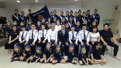 少年军直凉分队  邀学生加入训练纪律