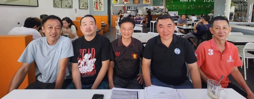 东:已签发:关丹娱乐公会呼吁关丹市政厅恢复并放宽娱乐场所的营业时间,允许业者无条件营业至凌晨1时,以让业者能有喘息与生存的空间