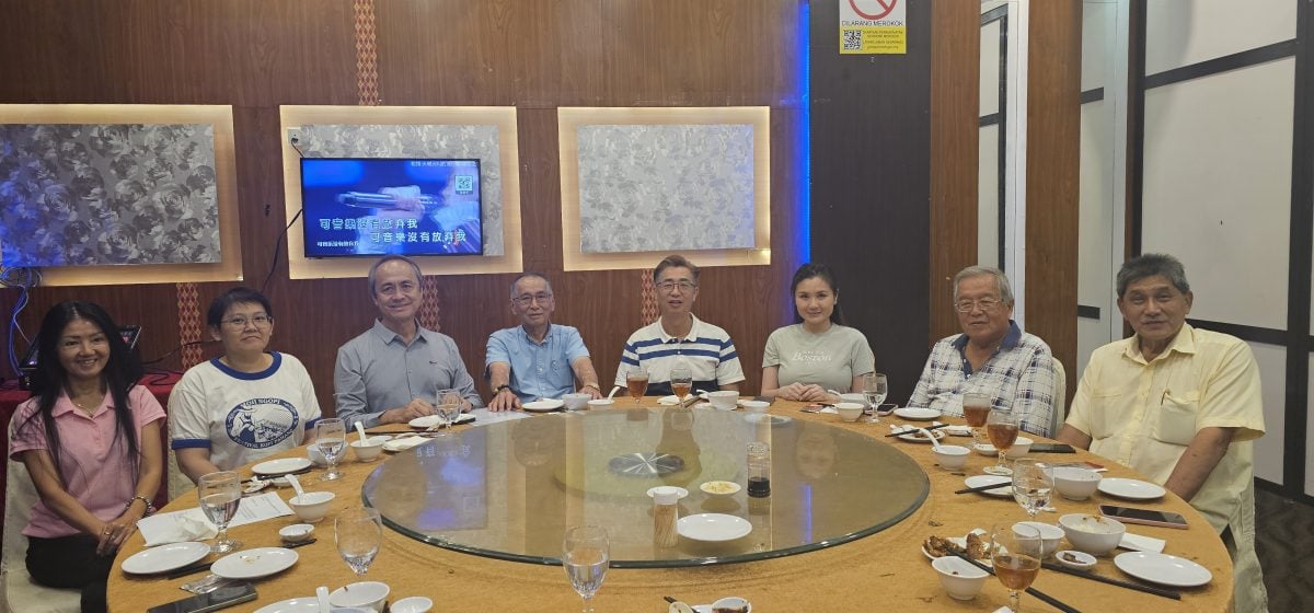 东:已签发:刘春:应确保公立和私立考获一等荣誉学位优异生享有同等豁免还贷奖励